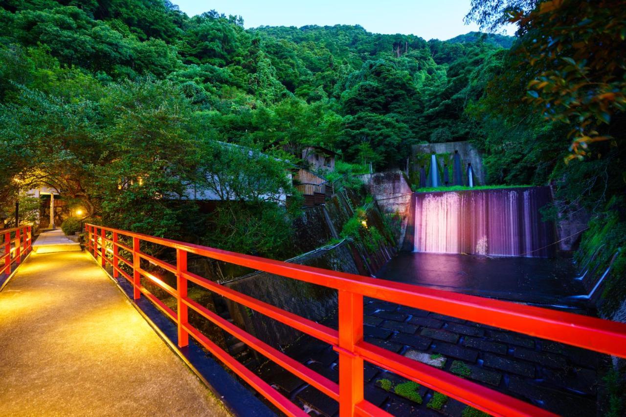 Beppu Showaen Екстер'єр фото