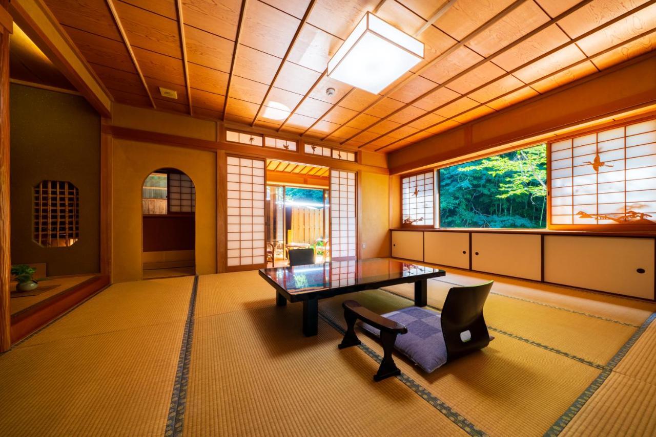 Beppu Showaen Екстер'єр фото