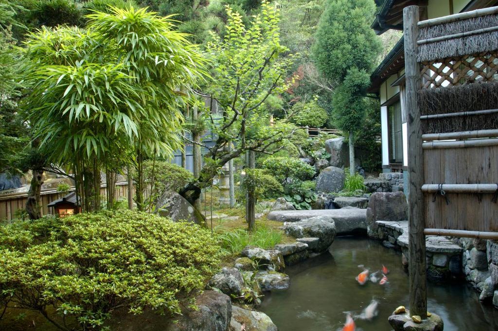 Beppu Showaen Екстер'єр фото