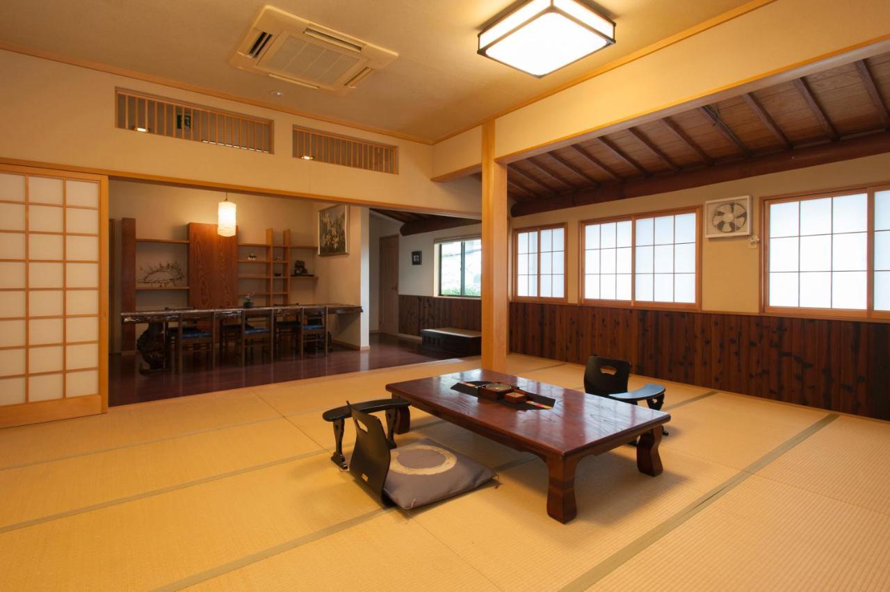 Beppu Showaen Екстер'єр фото