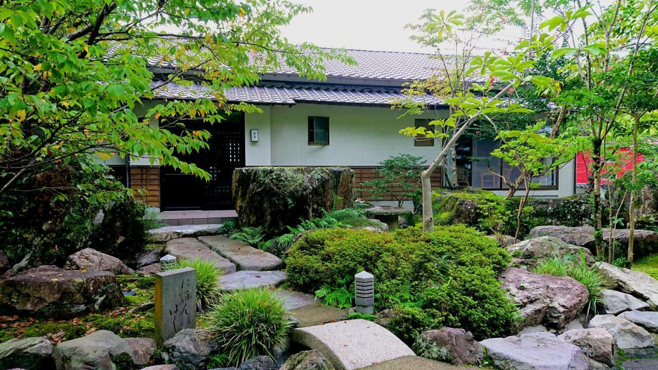 Beppu Showaen Екстер'єр фото