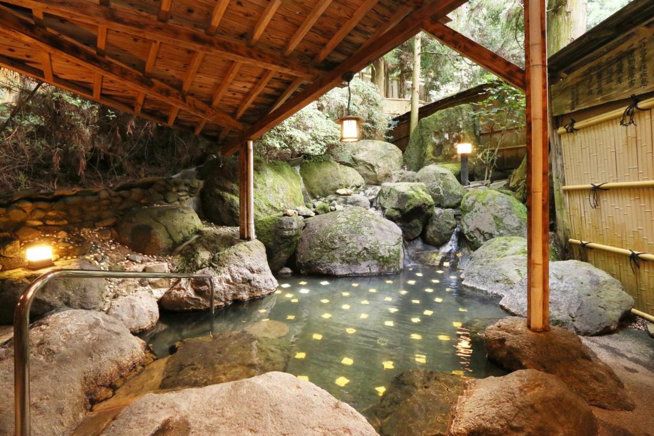 Beppu Showaen Екстер'єр фото
